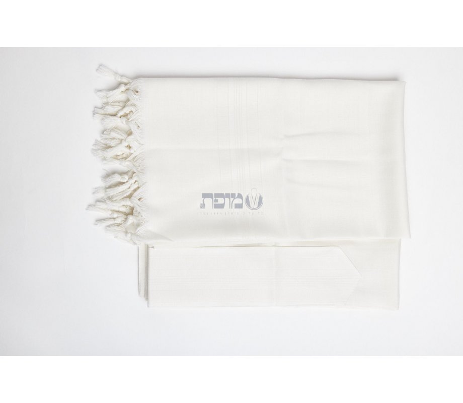Yishtabach Praise Wool Non Slip Prayer Shawl - Pure White Stripes